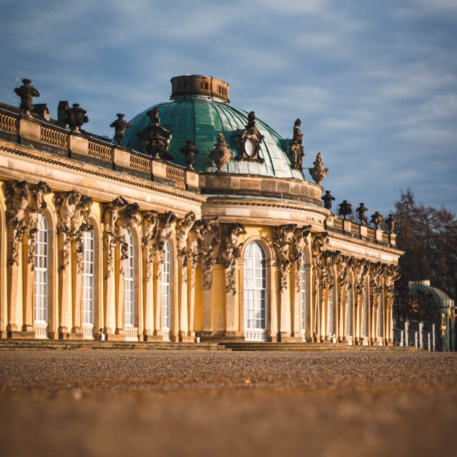 Schloss Sanssouci: 12 Minuten mit dem Fahrrad